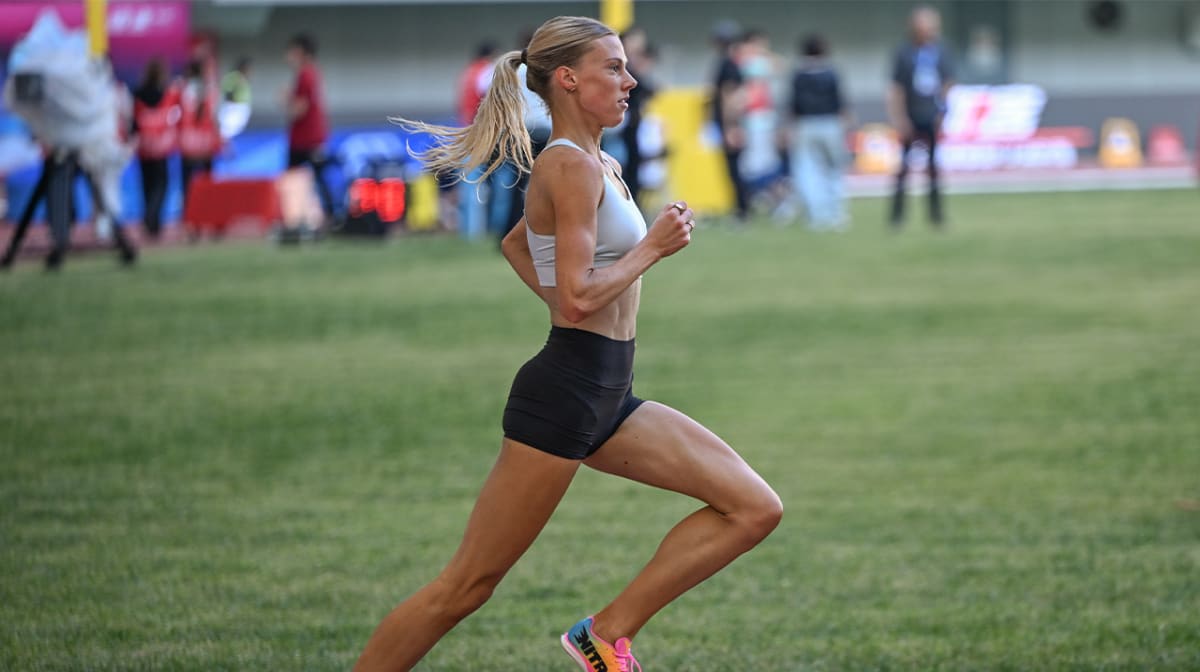 Australian Runner Becomes 2nd Fastest Woman in History at 1500m