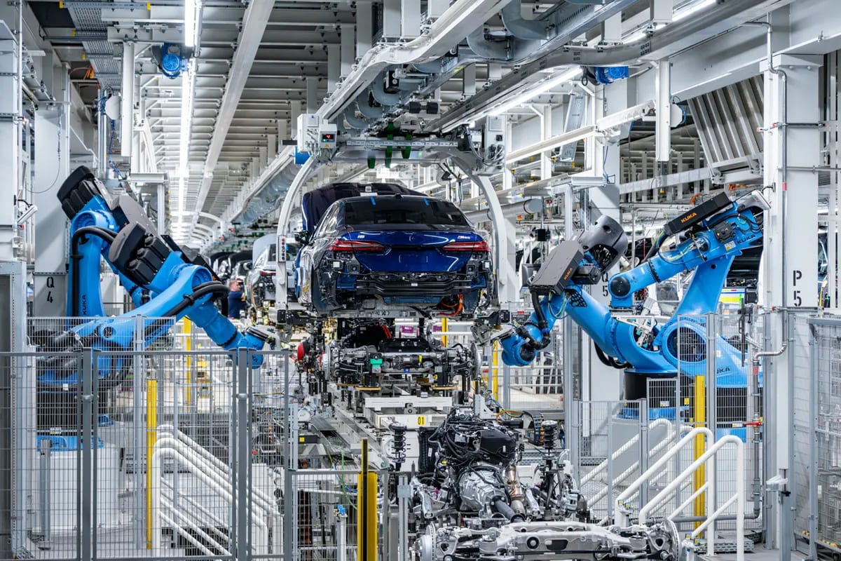 BMW Hits 2 Million Electric Vehicles Produced Worldwide - Image 3
