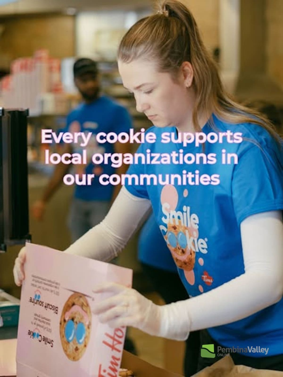 Small Town Raises $11K Selling 5,500 Smile Cookies - Image 3