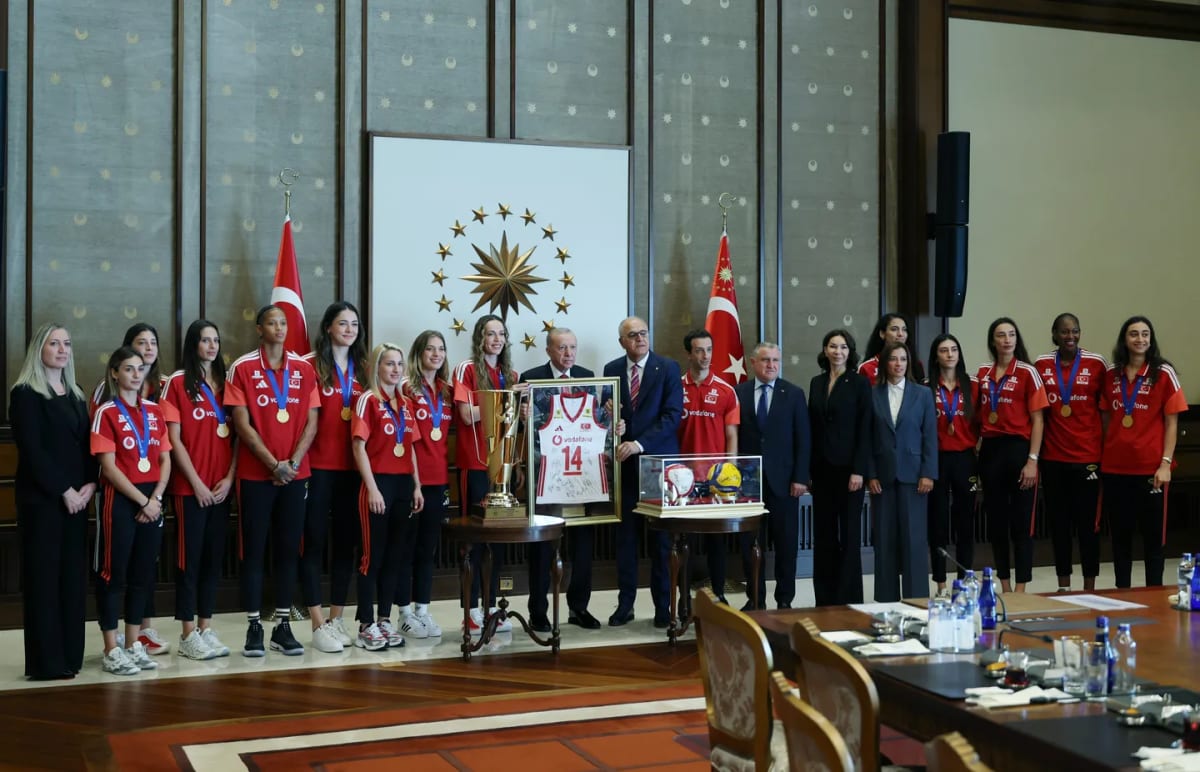 Turkey Wins Second Straight European Volleyball Title - Image 2