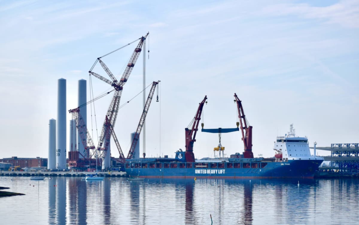 Massachusetts Completes Major Offshore Wind Farm