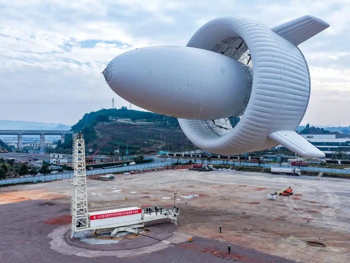 China's Flying Wind Turbine Harvests Energy at 6,560 Feet - Image 5
