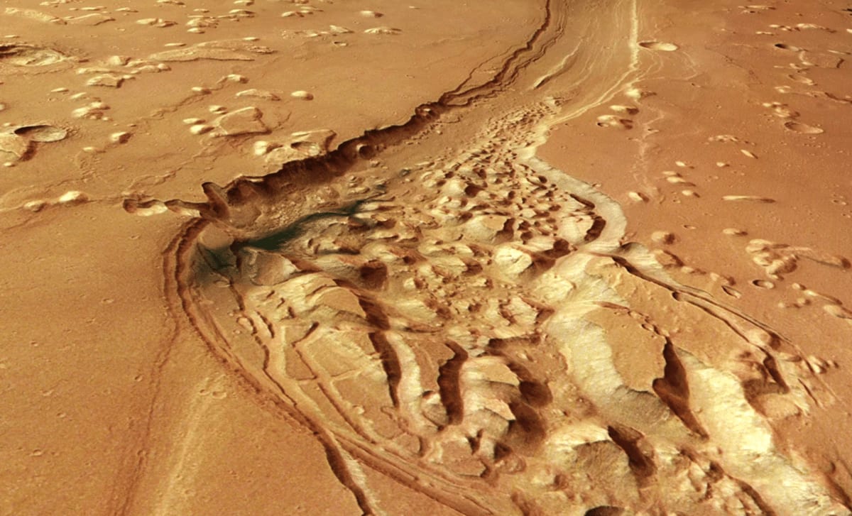 Mars Express Reveals 3.5-Billion-Year-Old Ancient River