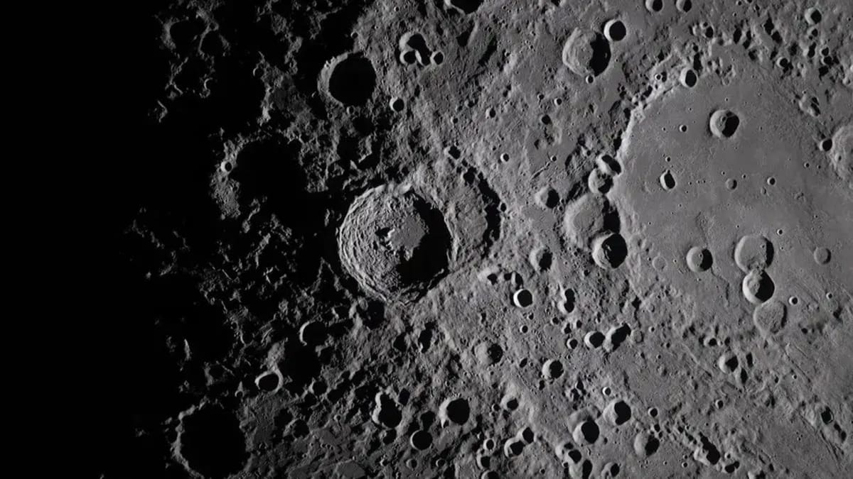 Artemis 2 Astronauts Spot Meteor Strikes on Moon's Far Side - Image 4