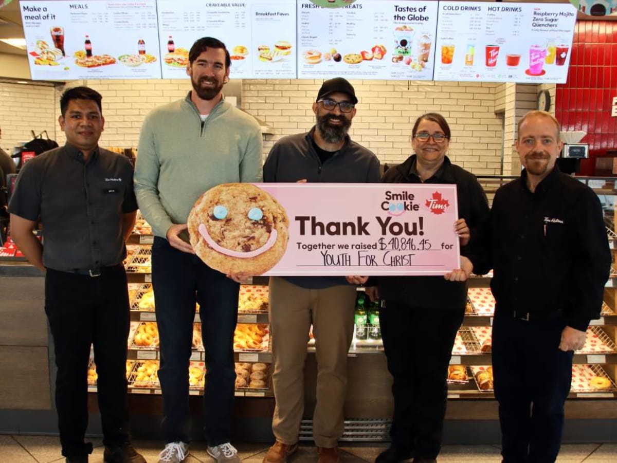 Steinbach Raises $41K One Cookie at a Time for Youth