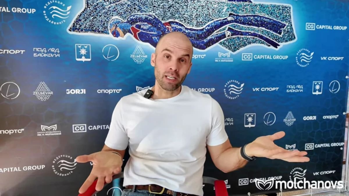 Freediver Molchanov Shatters Own Ice Diving Record - Image 3