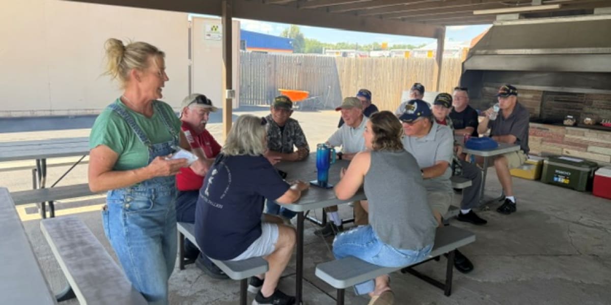 Wyoming VA Volunteers Serve 17,000 Veterans Every Month - Image 2