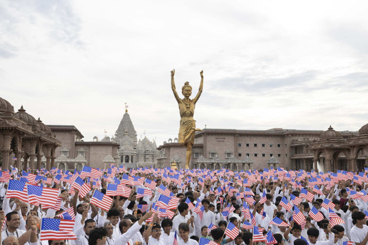 Hindu Group Honors America250 With Service and Unity Events