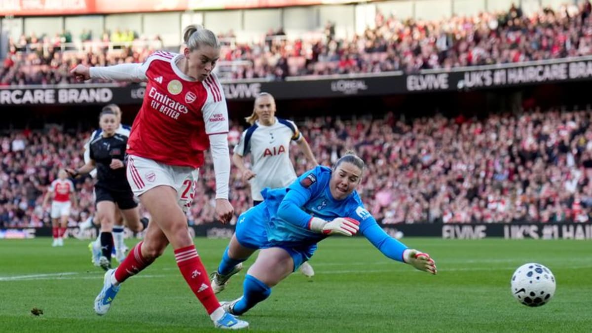 Russo Hat-Trick Powers Arsenal Past Spurs at Emirates - Image 4