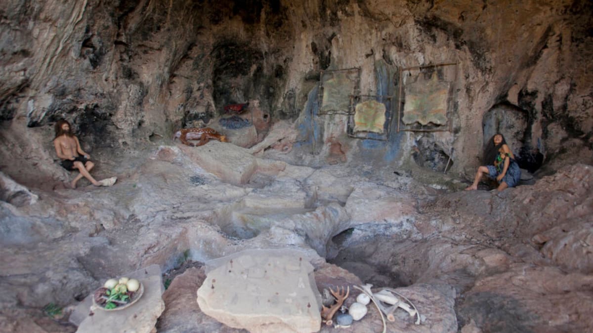Israeli Cave Reveals Advanced Human Life 400,000 Years Ago