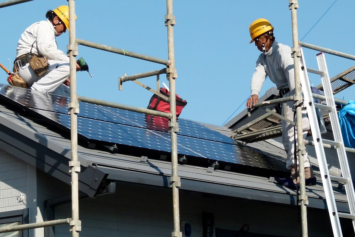Kenya's Solar Model Shows Path to Clean Energy for Millions