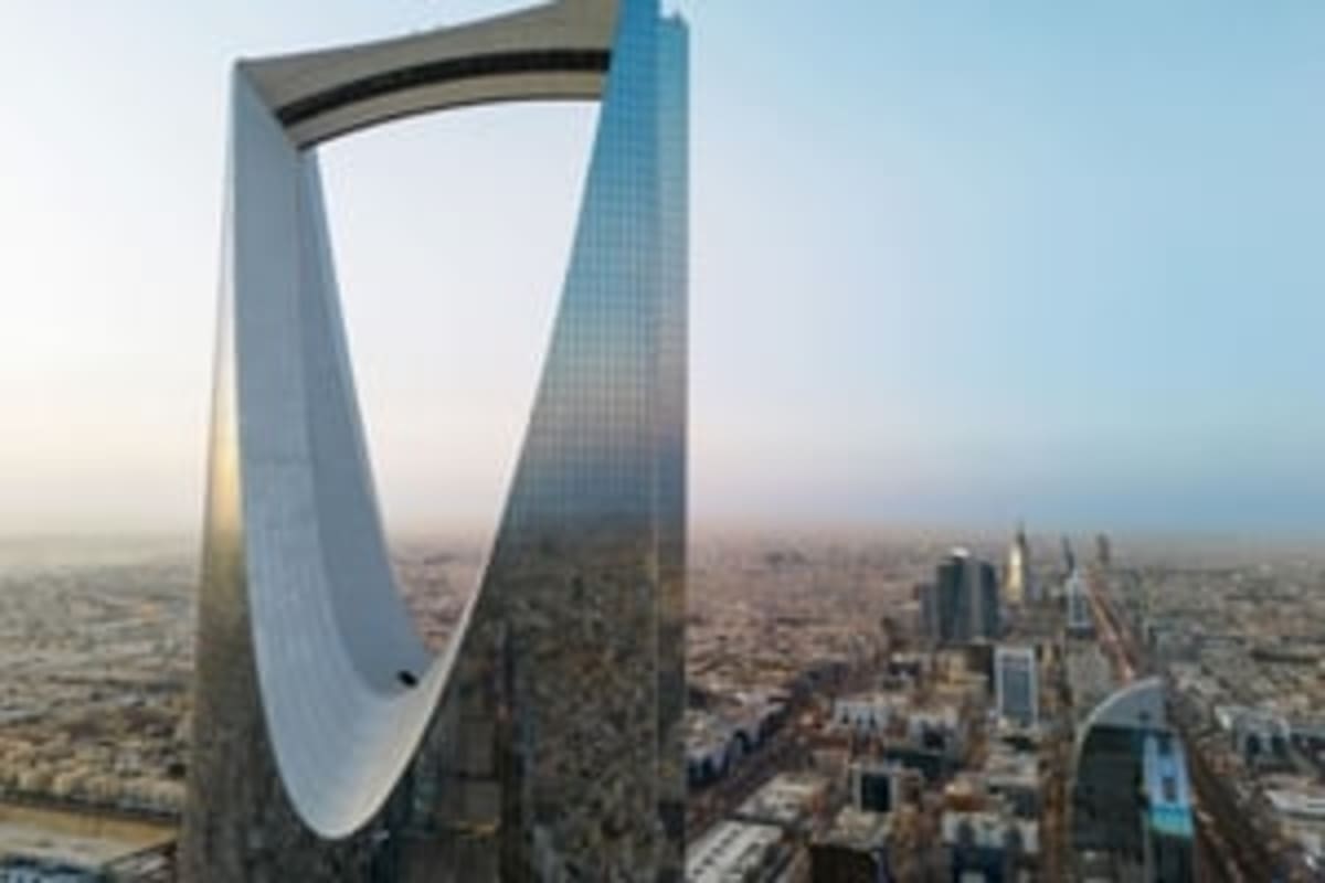 Saudi Arabia Invests $1.3B in Social Programs via 2,145 Firms - Image 5