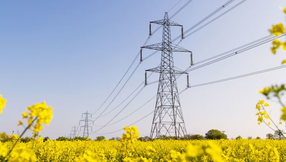 UK Electrification Could Add 250,000 Jobs by 2050