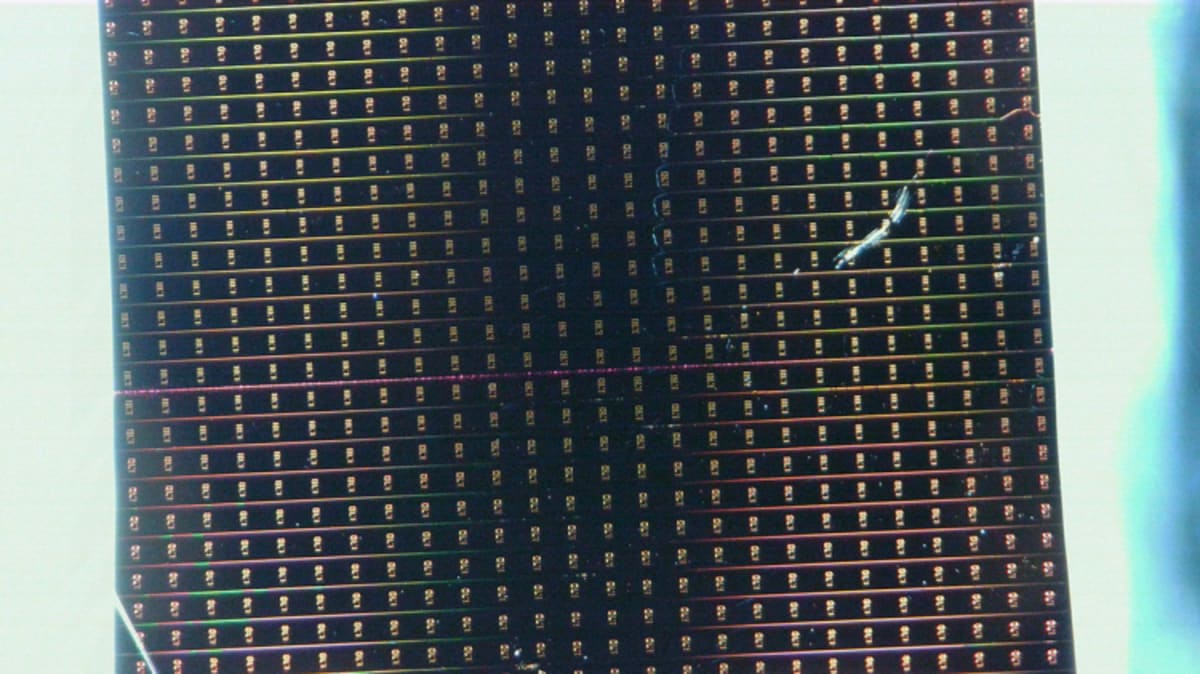 Montreal Team Cuts AI Energy Use With New Photonic Chip - Image 4