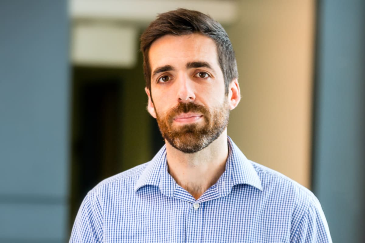 Montreal Team Cuts AI Energy Use With New Photonic Chip - Image 2
