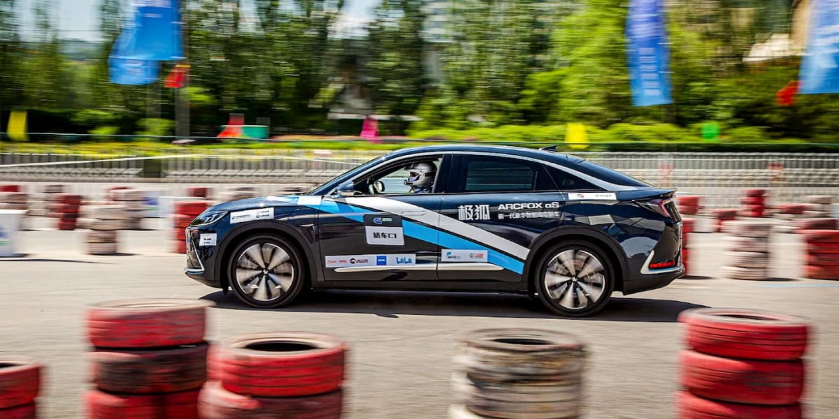 China's New EV Battery Charges Fully in Just 11 Minutes - Image 2