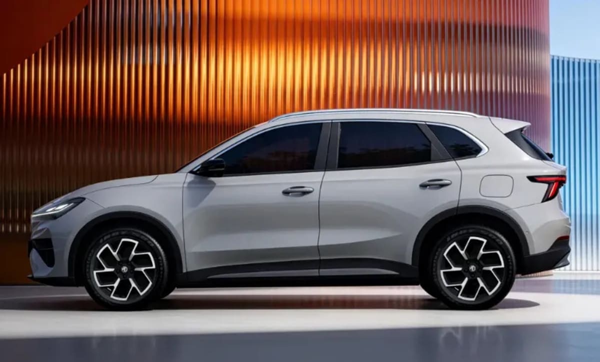 China's $15K Electric SUV Features Semi-Solid Battery - Image 3