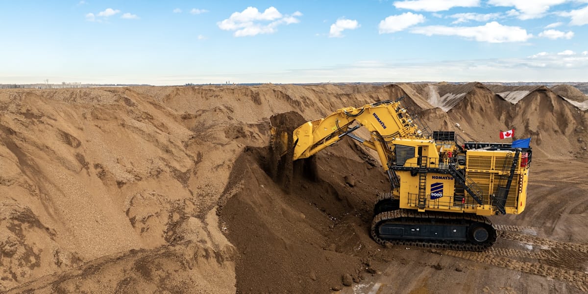 World's Largest Electric Excavator Now Available Globally - Image 2