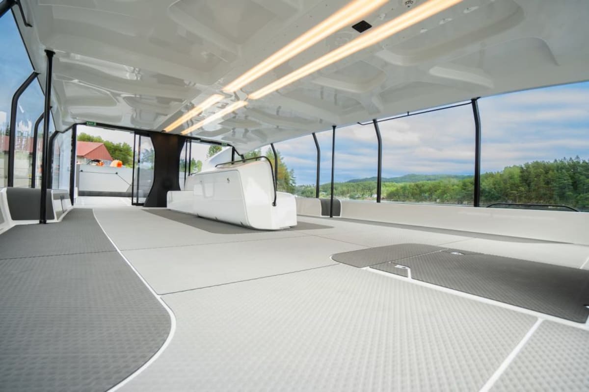 Norway Ferry Moves 41K People Using Hair Dryer Power - Image 5