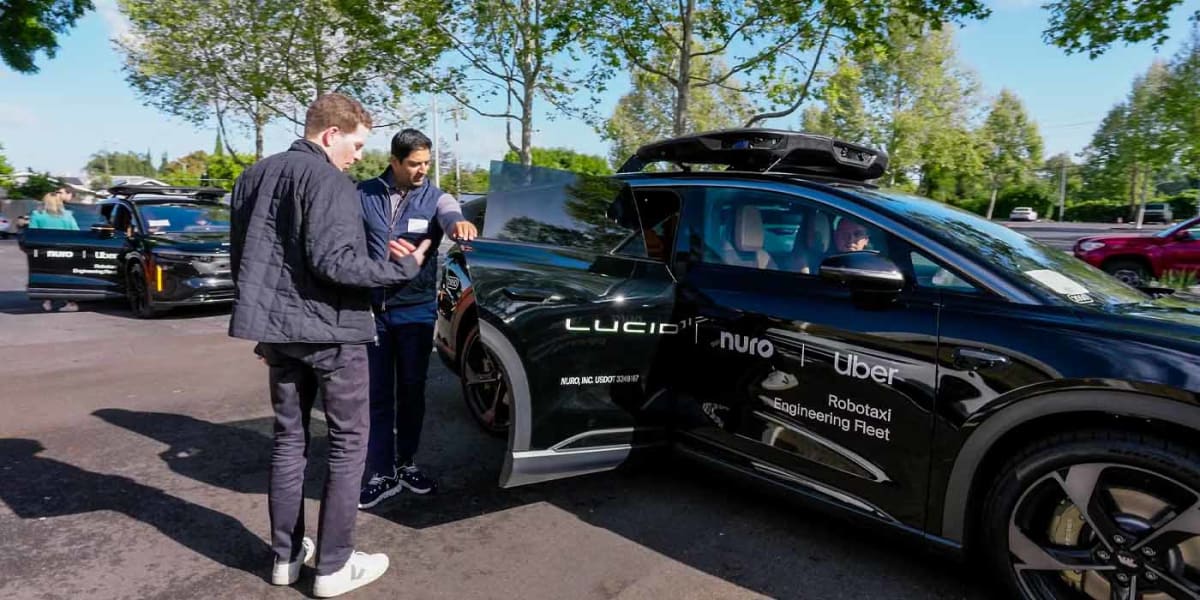 Uber Tests Self-Driving Lucid SUVs in San Francisco - Image 2