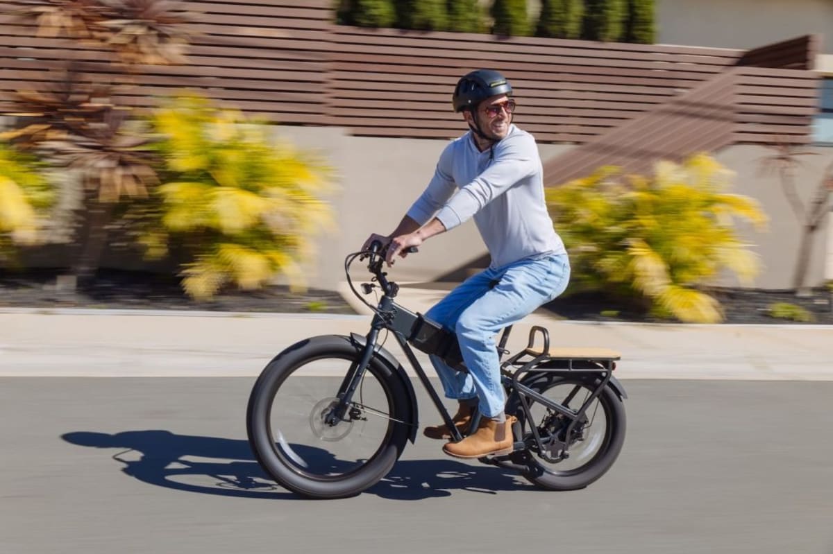 55-Pound E-Bike Hauls 500 Pounds, Folds to 8 Inches Wide - Image 5