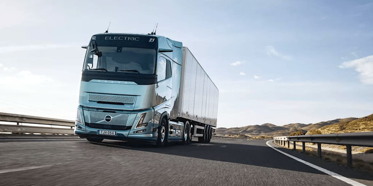 Volvo Electric Semi Trucks Now Go 430 Miles on One Charge - Image 3