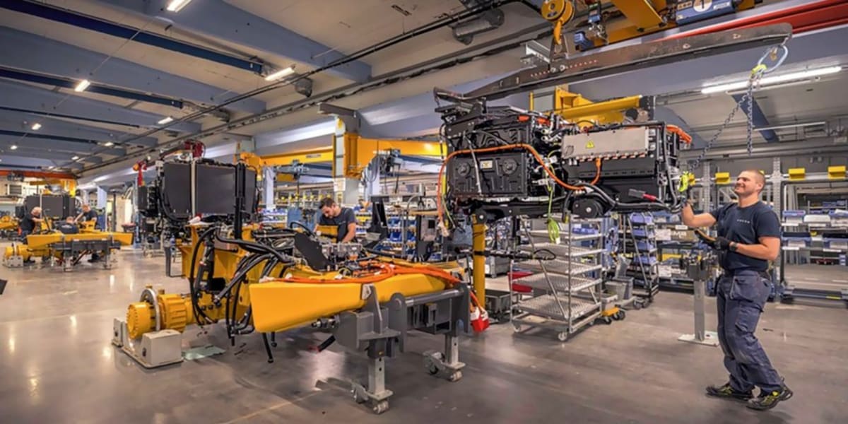 Volvo Launches World's First Electric Mining Haulers - Image 3