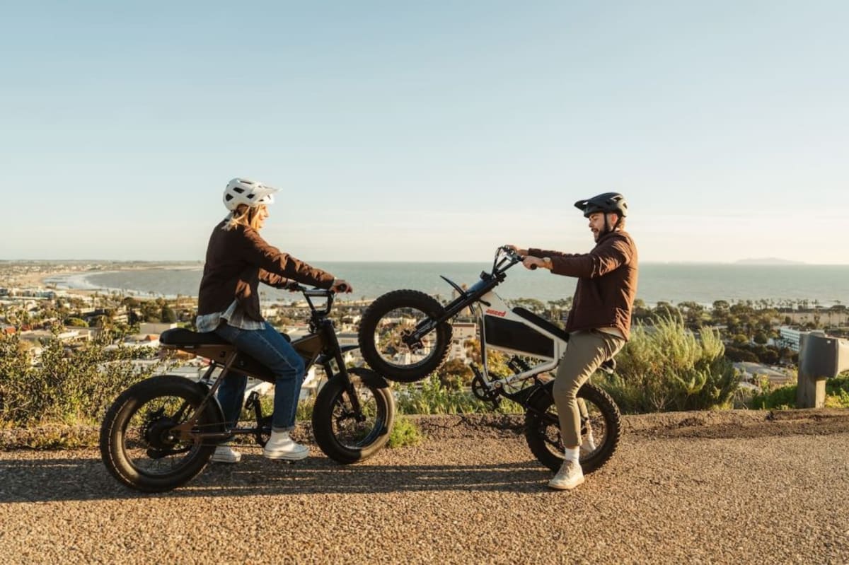 Juiced Bikes Ships $1,699 E-Mopeds With Premium Specs - Image 3