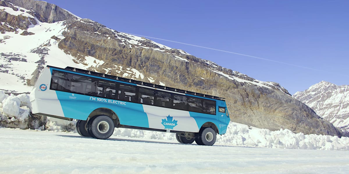 World's First Electric Glacier Bus Debuts in Canada - Image 2