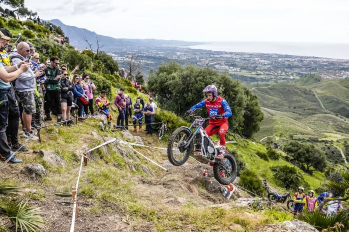 Honda Electric Bike Takes 5th at World Championship - Image 3