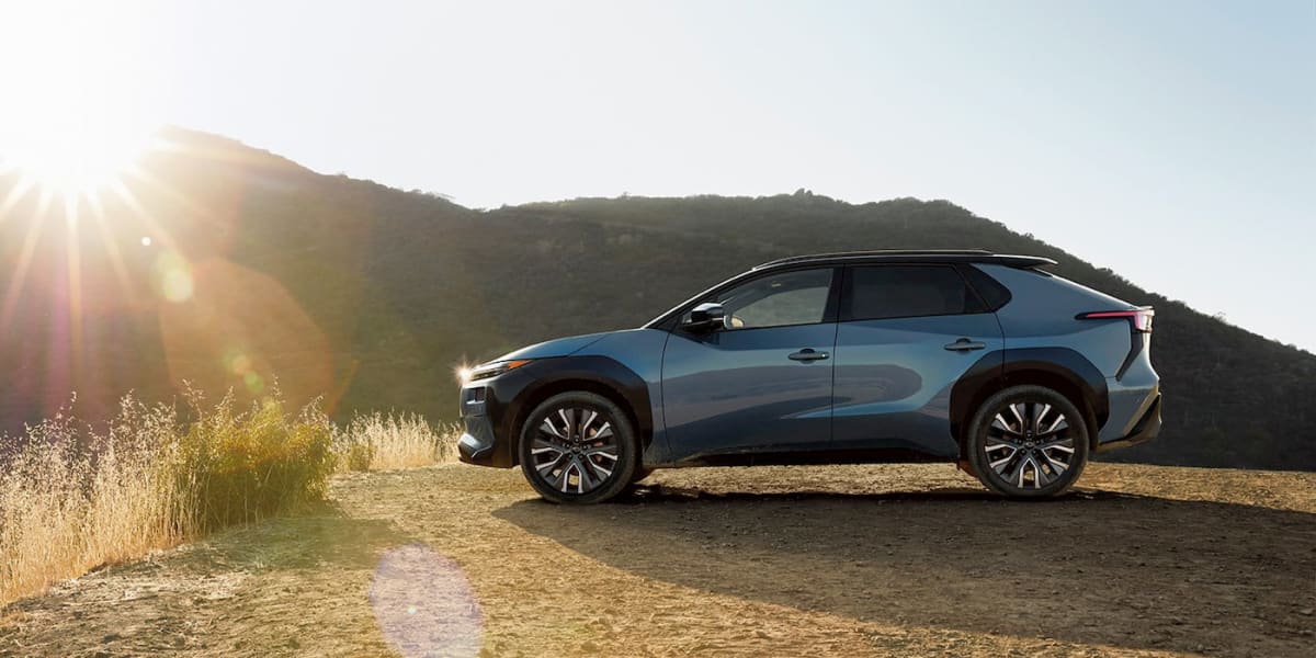 Subaru's New EV Gets 288-Mile Range for Under $40K - Image 2