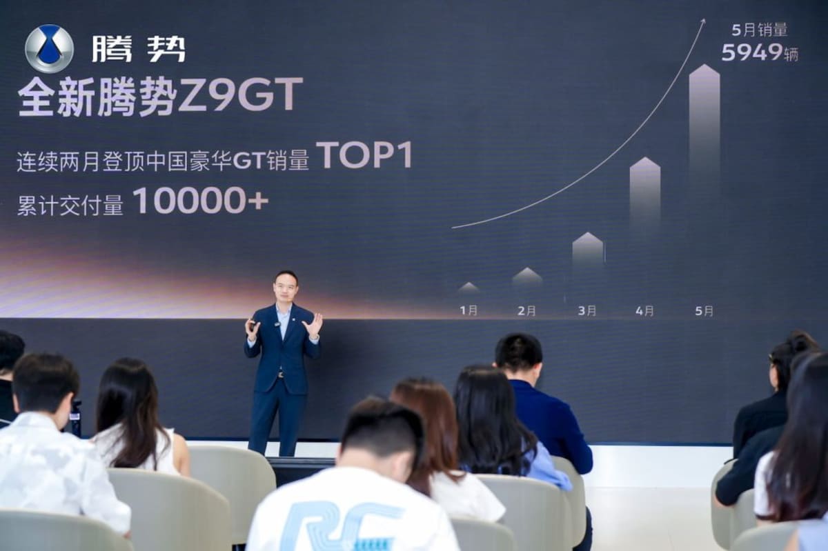 BYD's Electric GT Charges in 9 Minutes, Drives 372 Miles - Image 3