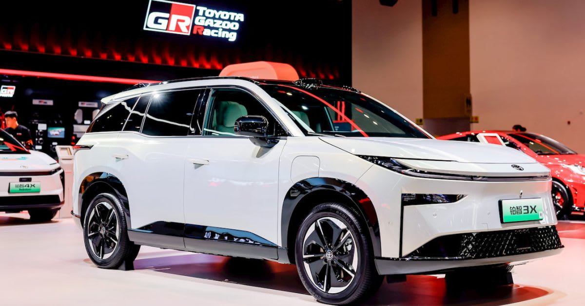Toyota Bets on Extended-Range EVs to Win China Market