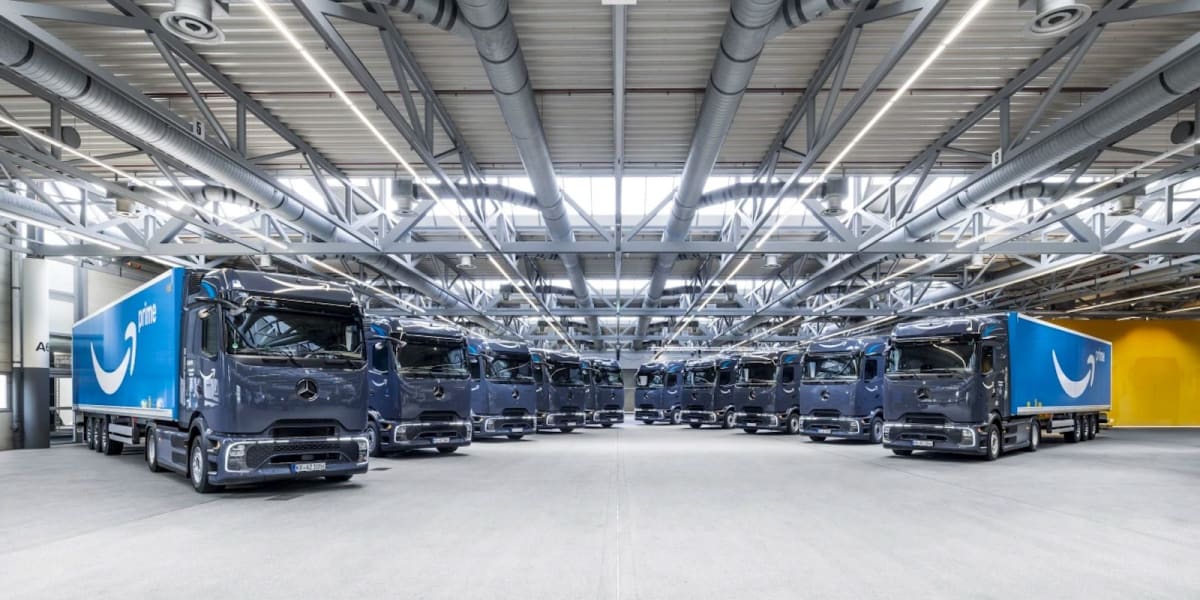 Amazon Rolls Out 50 Electric Semi Trucks in Germany - Image 3