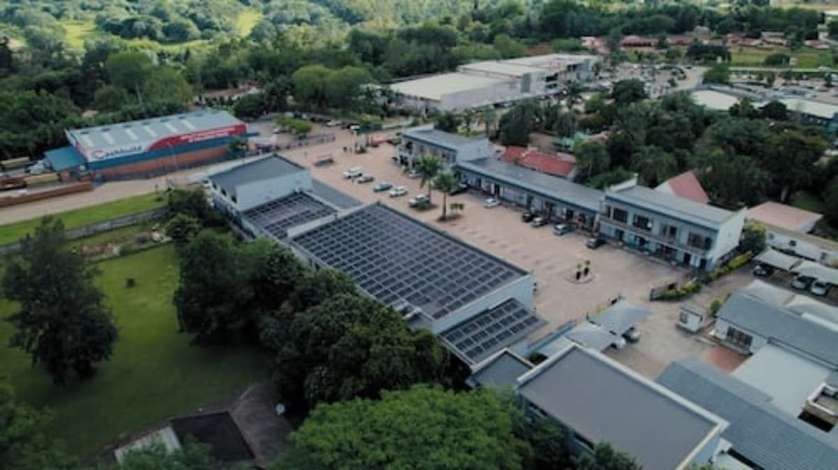 Africa Installs 100,000 Solar Panels Daily in Energy Leap