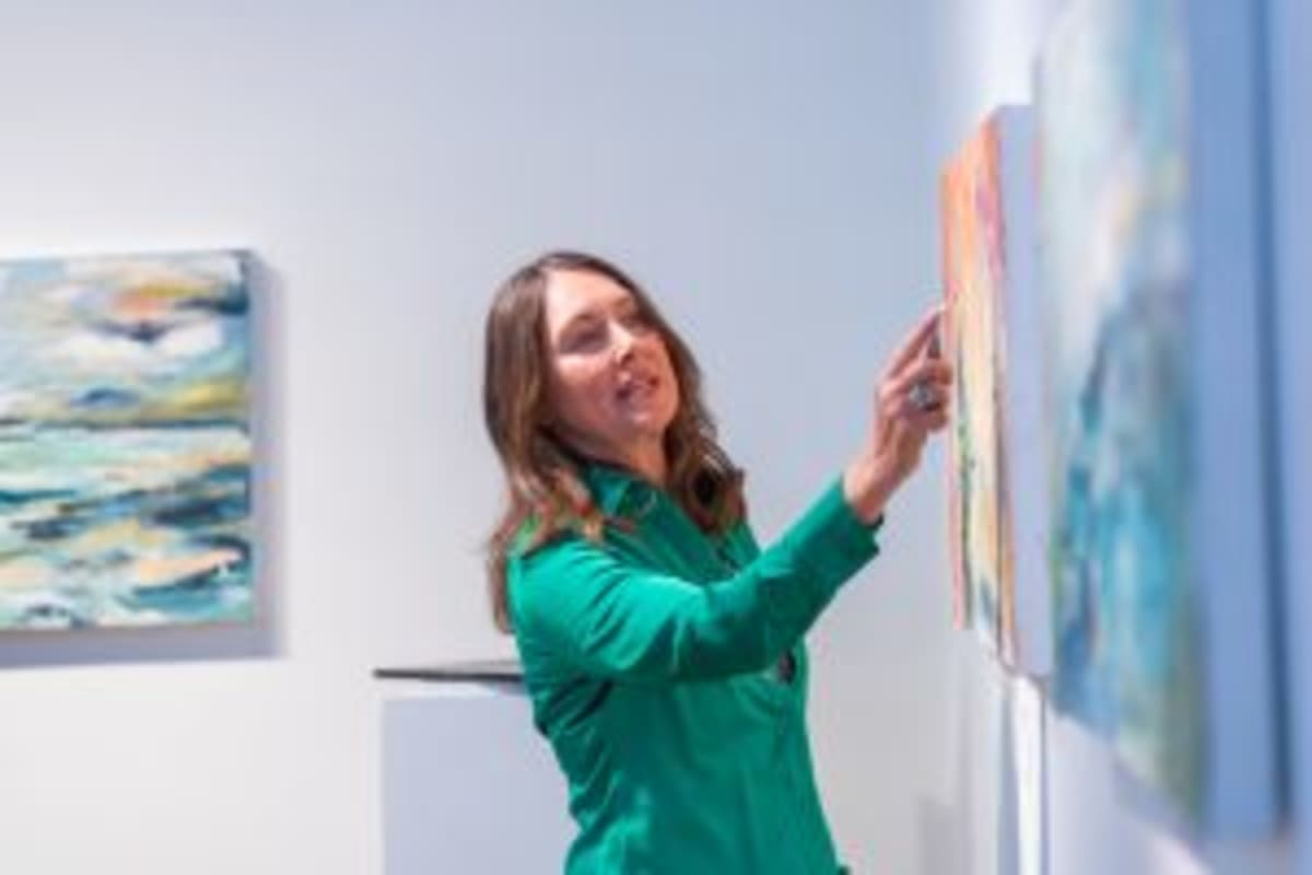 EMU Launches Art Therapy Minor to Help Healing - Image 2