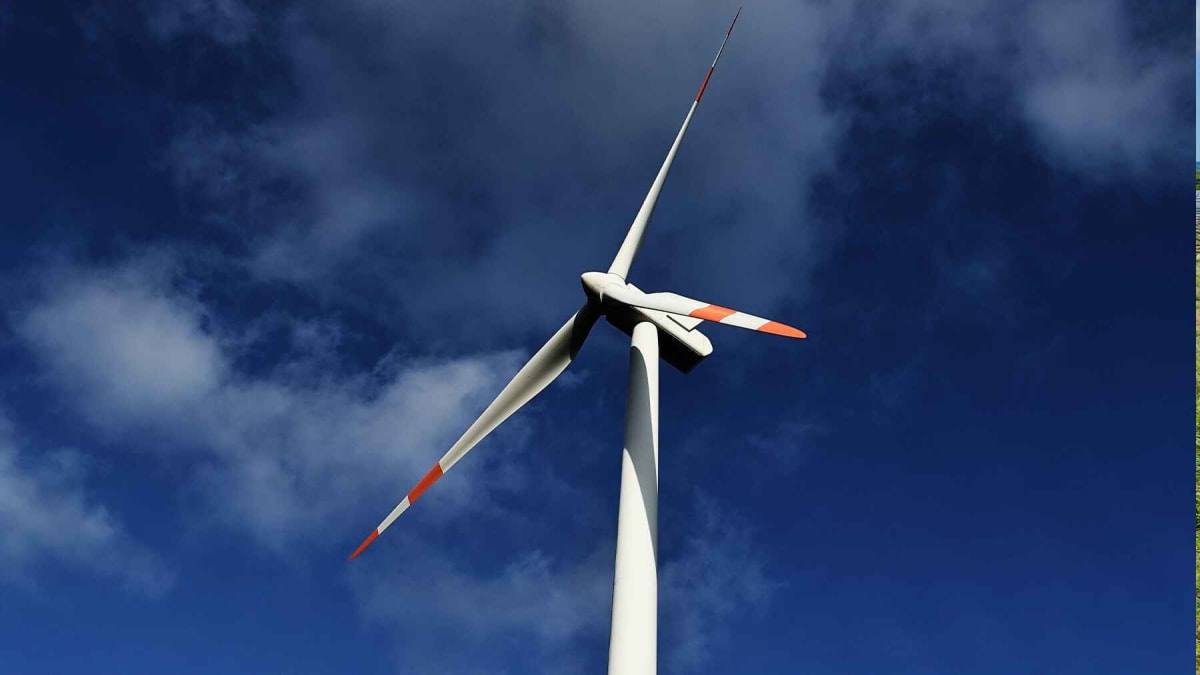 Quebec Wind Farm to Power 44,000 Homes Secures Funding