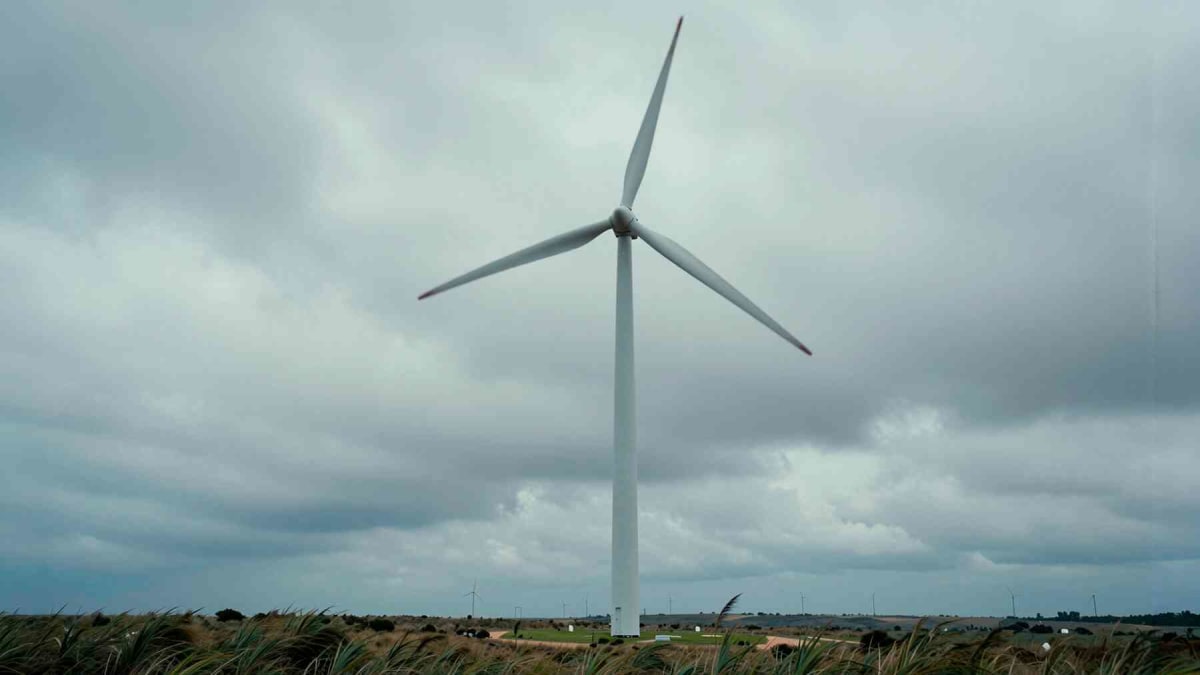MIT Cracks 100-Year Wind Energy Equation, Boosting Power
