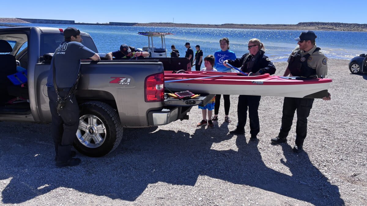 Family Rescued from Colorado Lake After Kayak Capsizes - Image 2