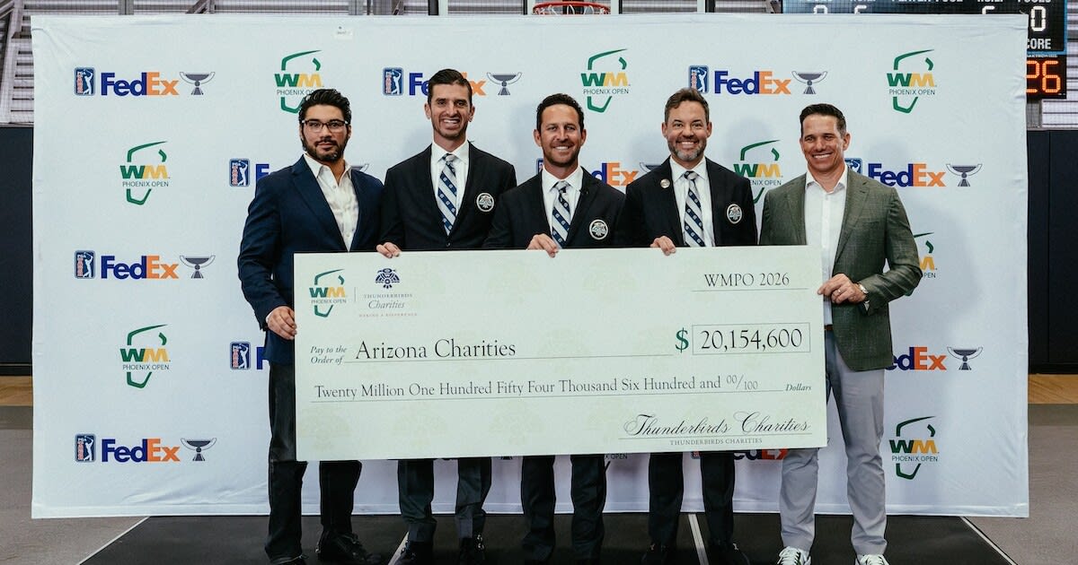 Golfers and fans at WM Phoenix Open tournament supporting Arizona charities