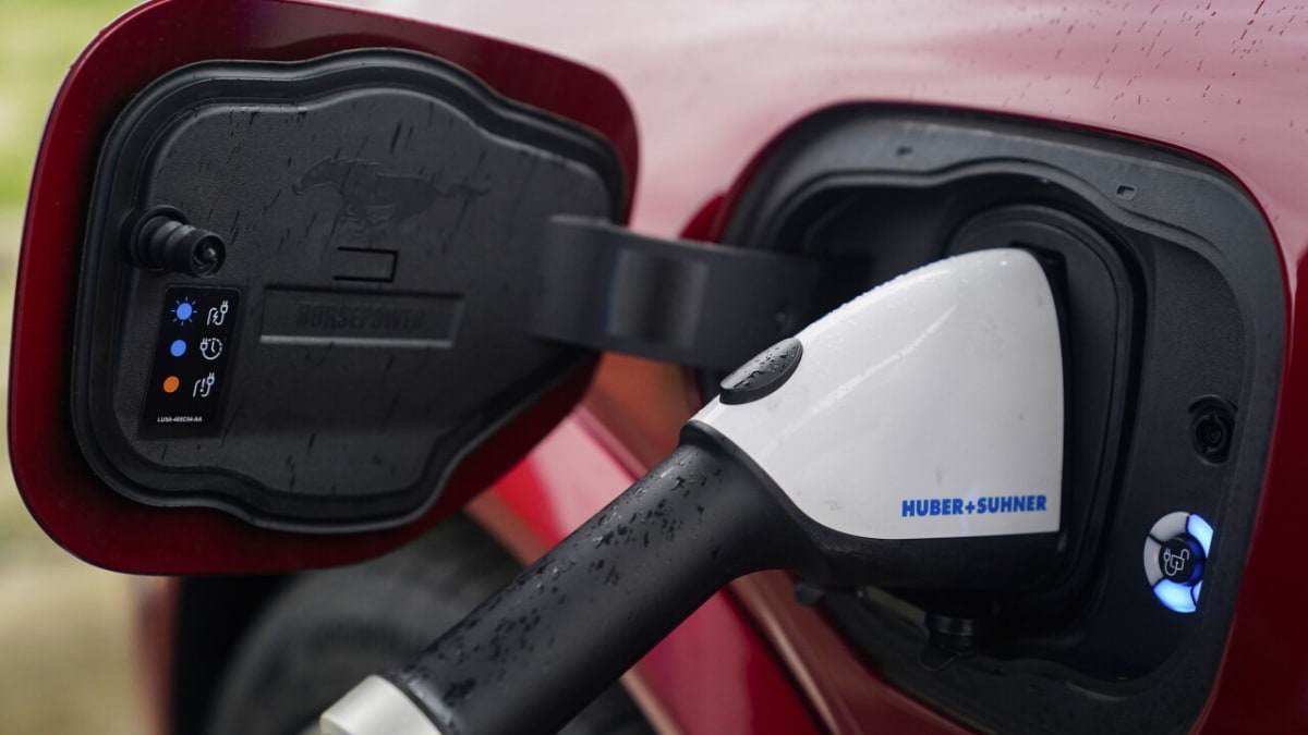 Wisconsin Adds 42 EV Charging Stations Across State - Image 3