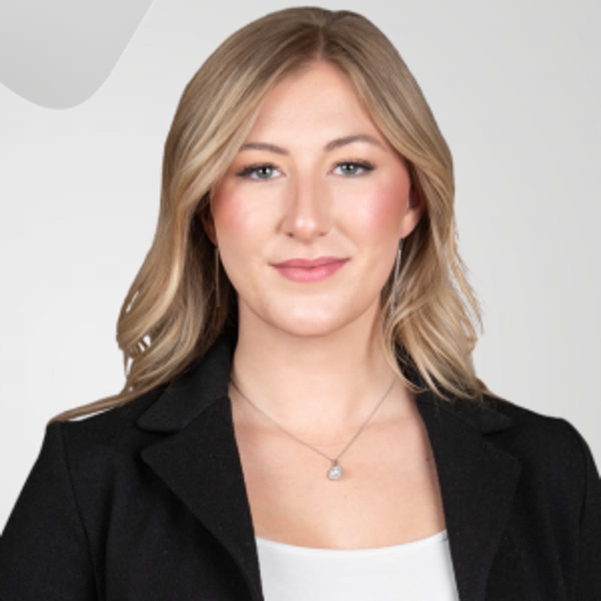 New Horse Rescue Team Saves 29-Year-Old Dream from Creek - Image 5