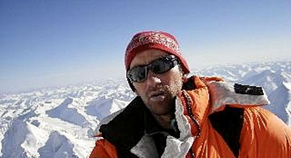 Swiss Pilots Pull Off Highest Helicopter Rescue Ever - Image 5