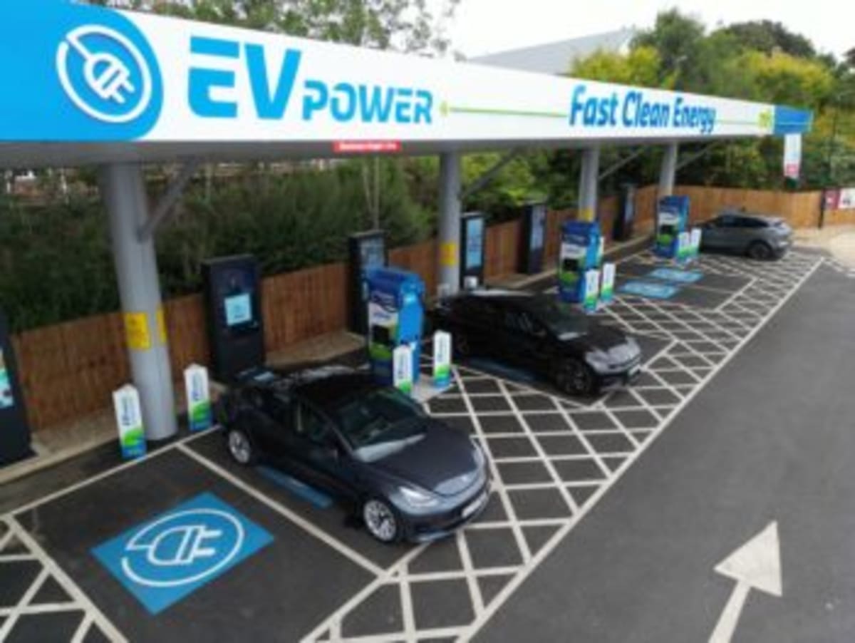 UK Adds 1,450 Ultra-Rapid EV Chargers in Infrastructure Win - Image 2