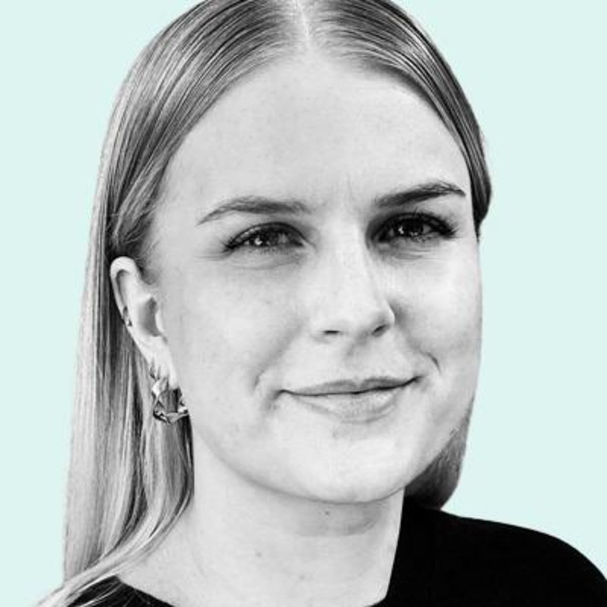 Elena Rybakina: From 15 College Offers to World No. 1 - Image 2