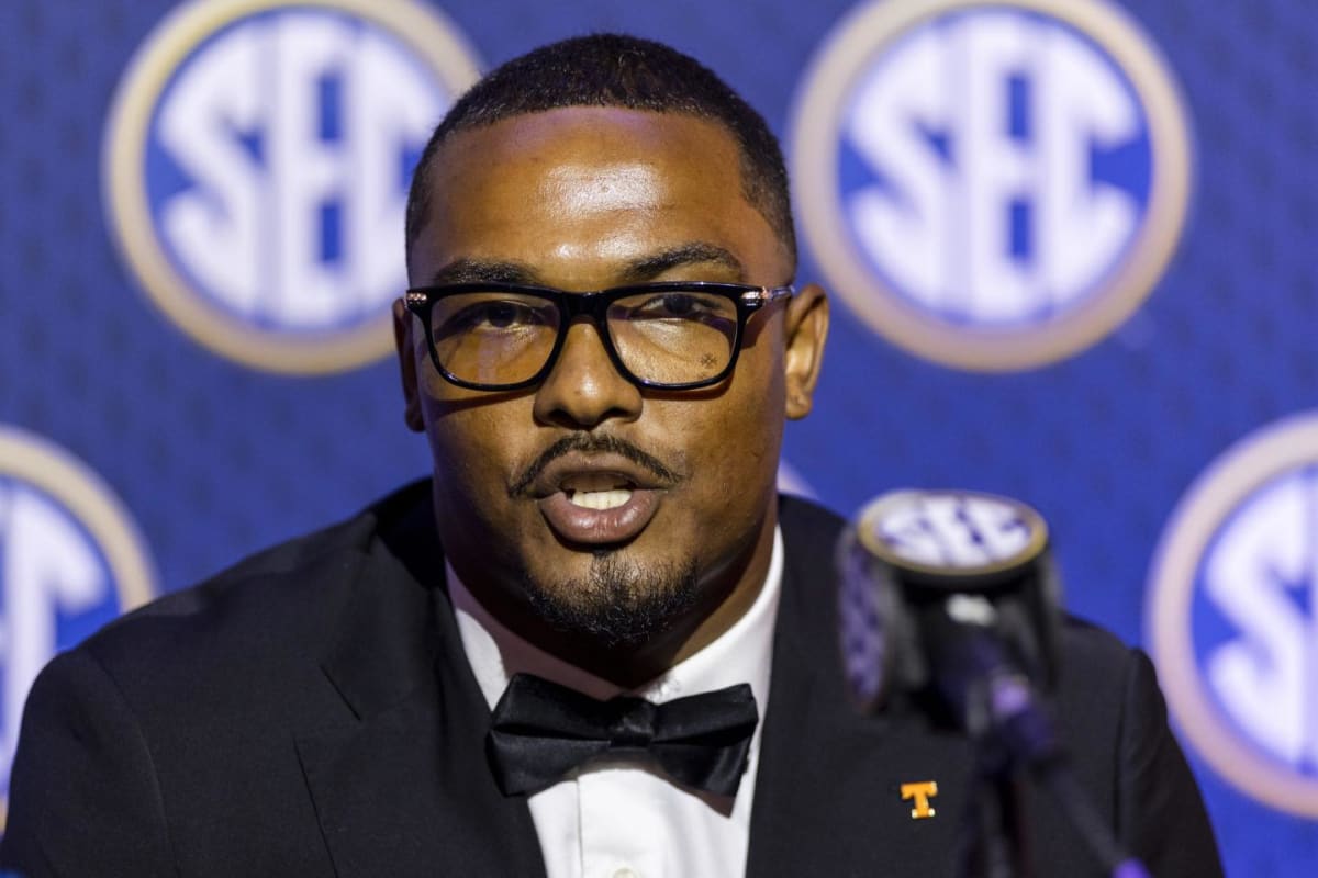 Tennessee Player Donates $427 Per Tackle to Cancer Research - Image 3
