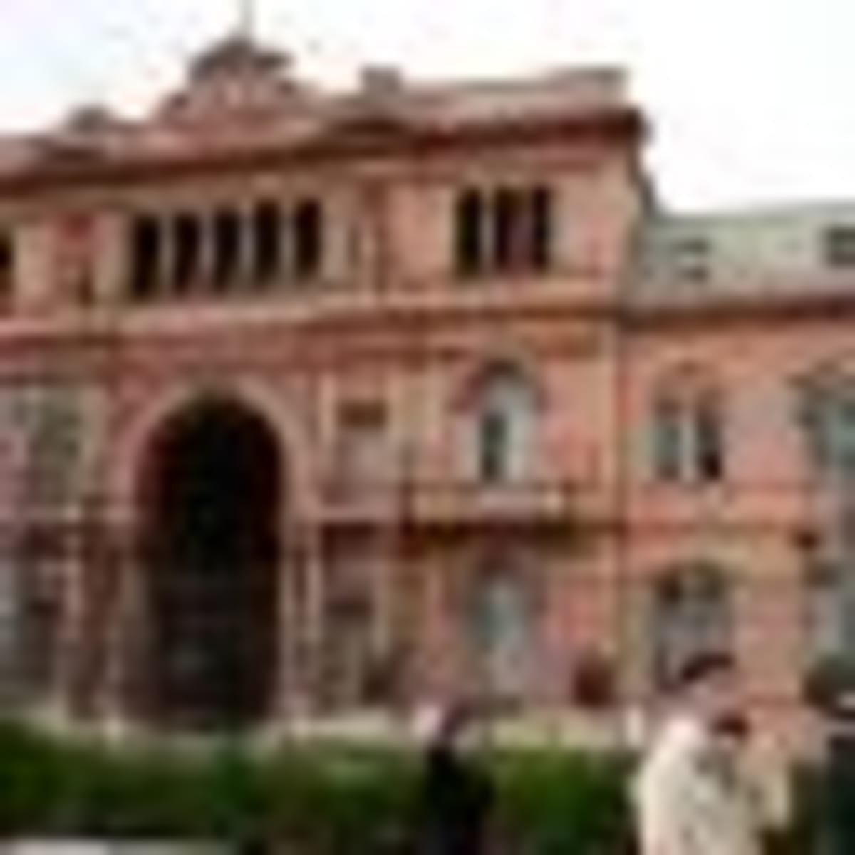 Argentina Pays $4 Billion Debt, Defies Wall Street Doubts - Image 3