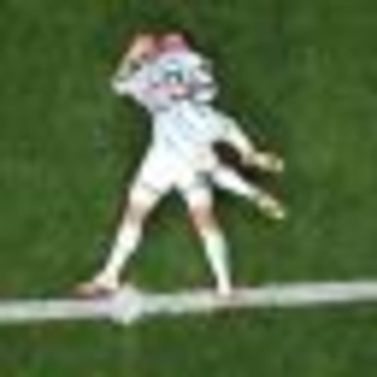 Argentina Players Sing Fan's Song After World Cup Win - Image 2