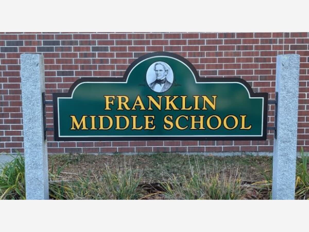 Franklin Middle School entrance sign welcoming students and visitors to campus