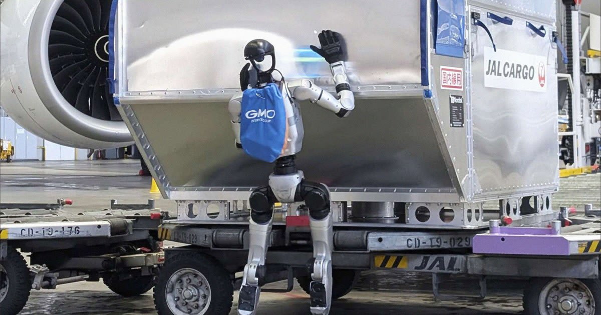 Tokyo Airport Trials Humanoid Robots for Baggage Handling